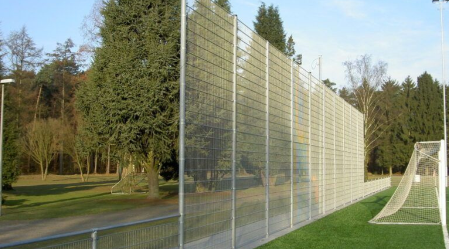 أنواع شبك الملاعب